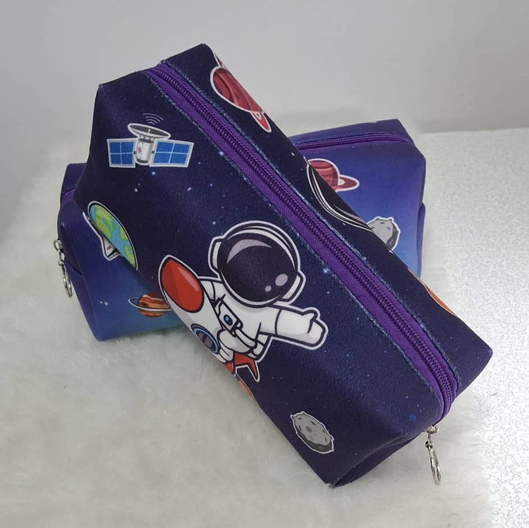 جامدادی مخملی طرح فضانورد