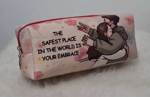 جامدادی مخملی طرح دانشجویی