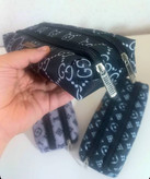 جامدادی دوزیپ طرح ال وی مشکی